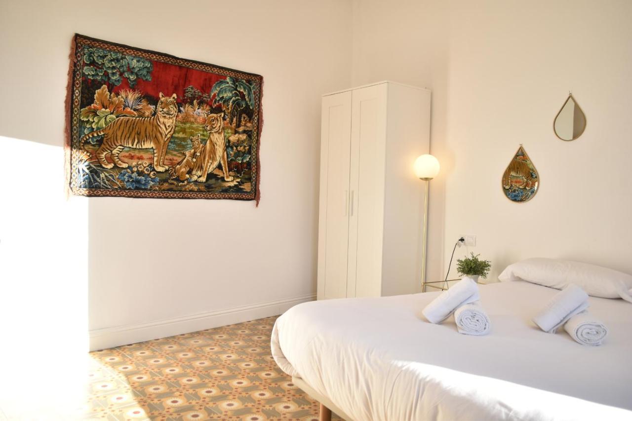 Gran Apartamento Cerca De Ruzafa Valencia Luaran gambar