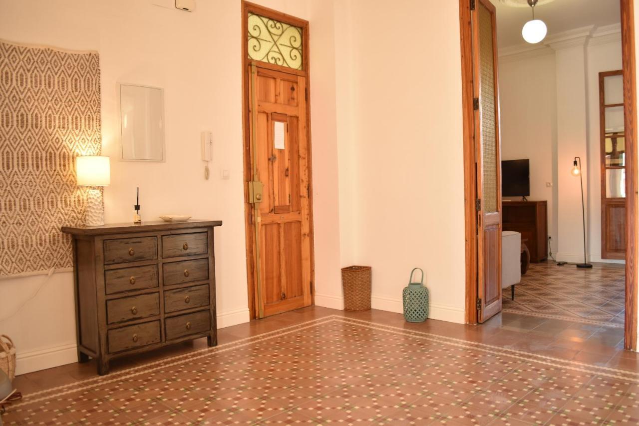Gran Apartamento Cerca De Ruzafa Valencia Luaran gambar
